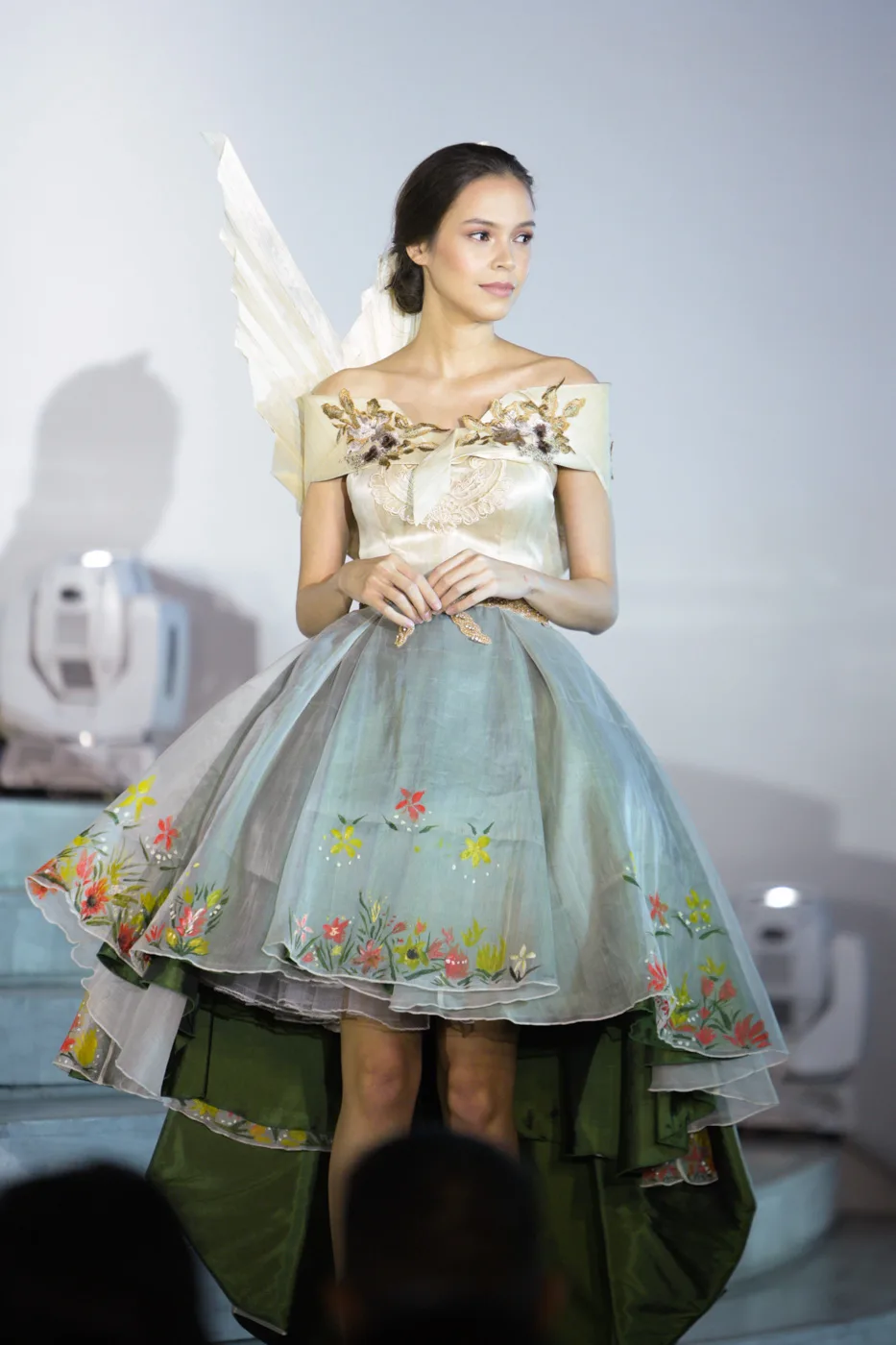saya-details-front